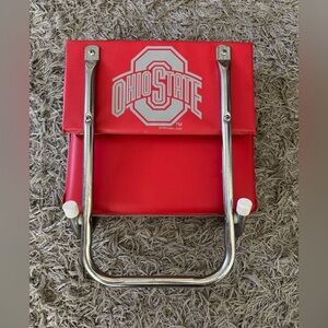 One Vintage OHIO STATE Buckeyes Stadium Bleacher Cushioned Folding Seat Gray/Red
